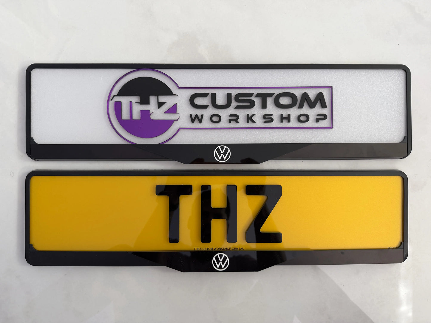 Volkswagen Signature Plateholder Set