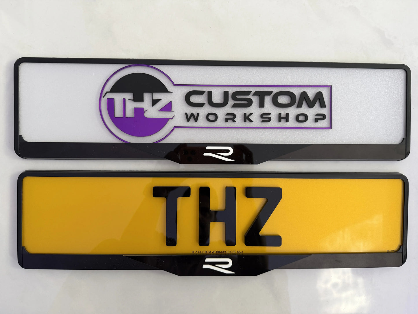 Volkswagen R-Line Signature Plateholder Set