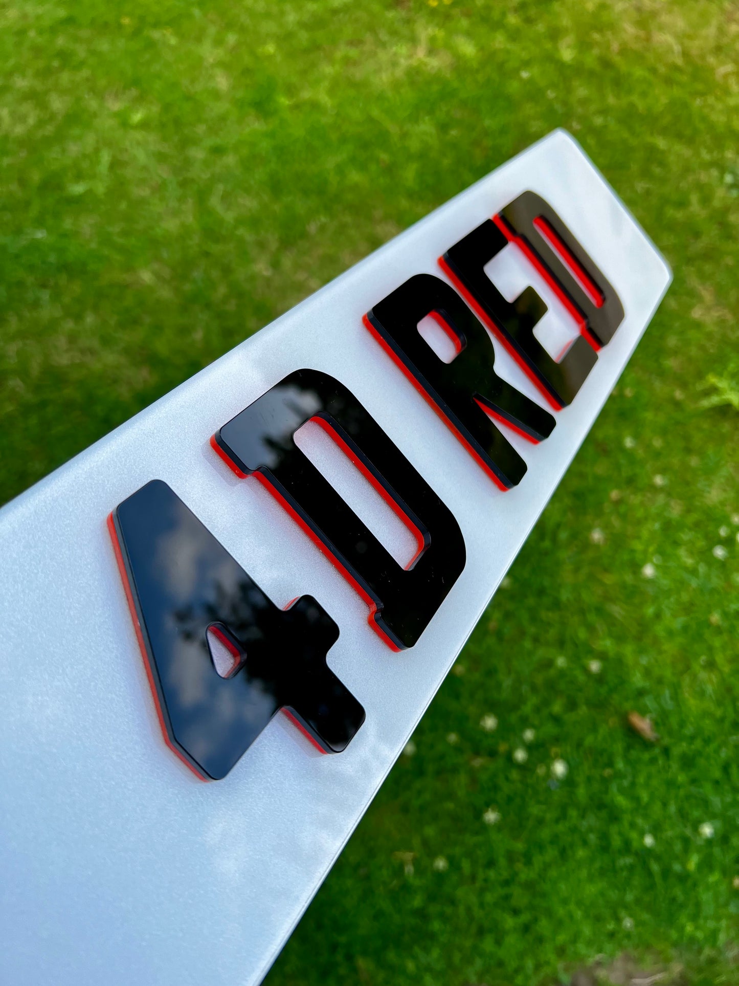 4D Neon Red Plates (6mm) with Gloss Black Lettering Set - Show Plates