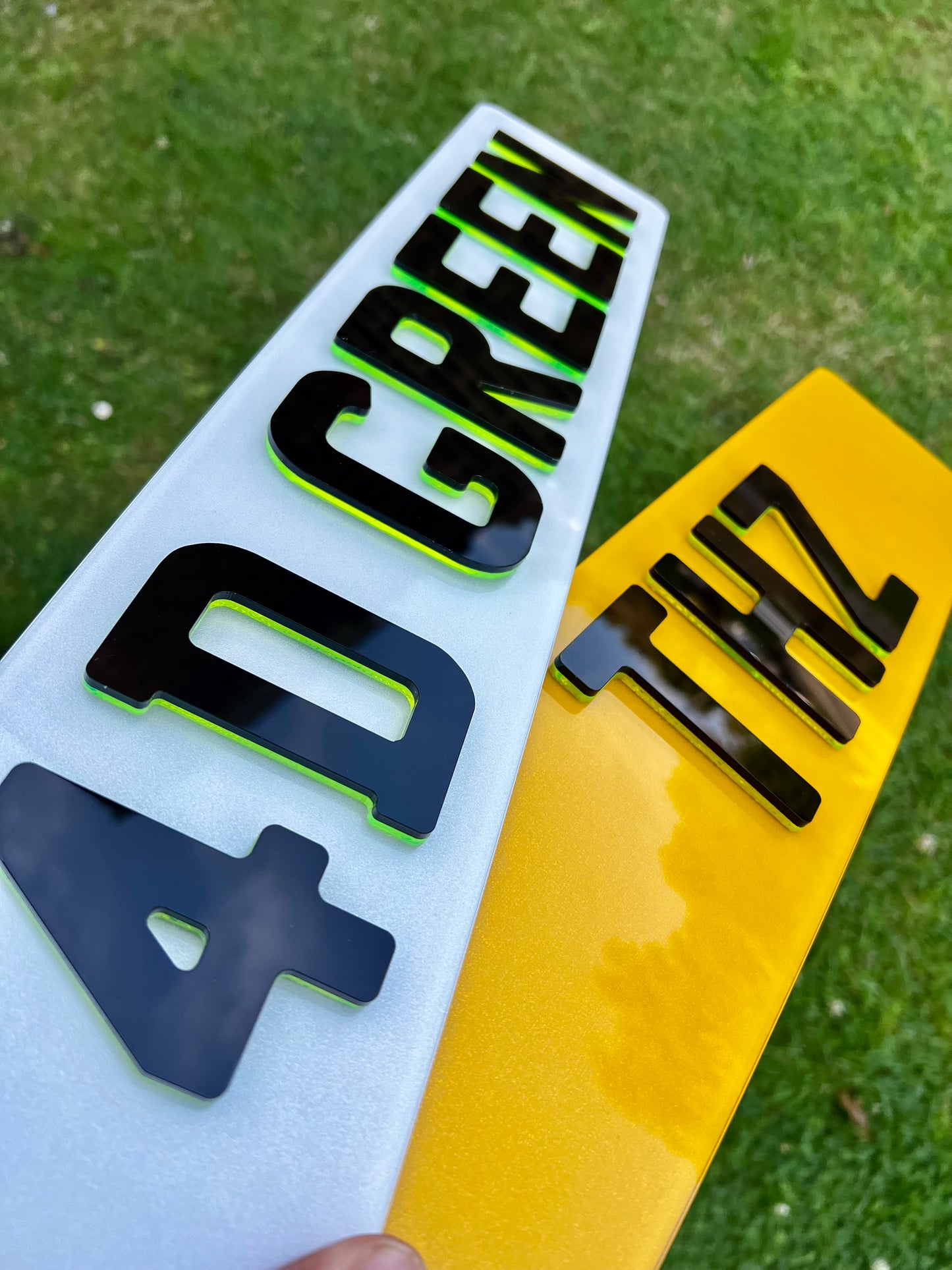 4D Neon Green Plates (6mm) with Gloss Black Lettering Set - Show Plates