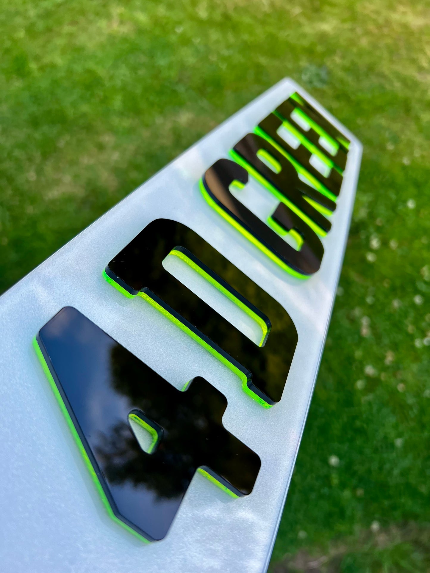 4D Neon Green Plates (6mm) with Gloss Black Lettering Set - Show Plates